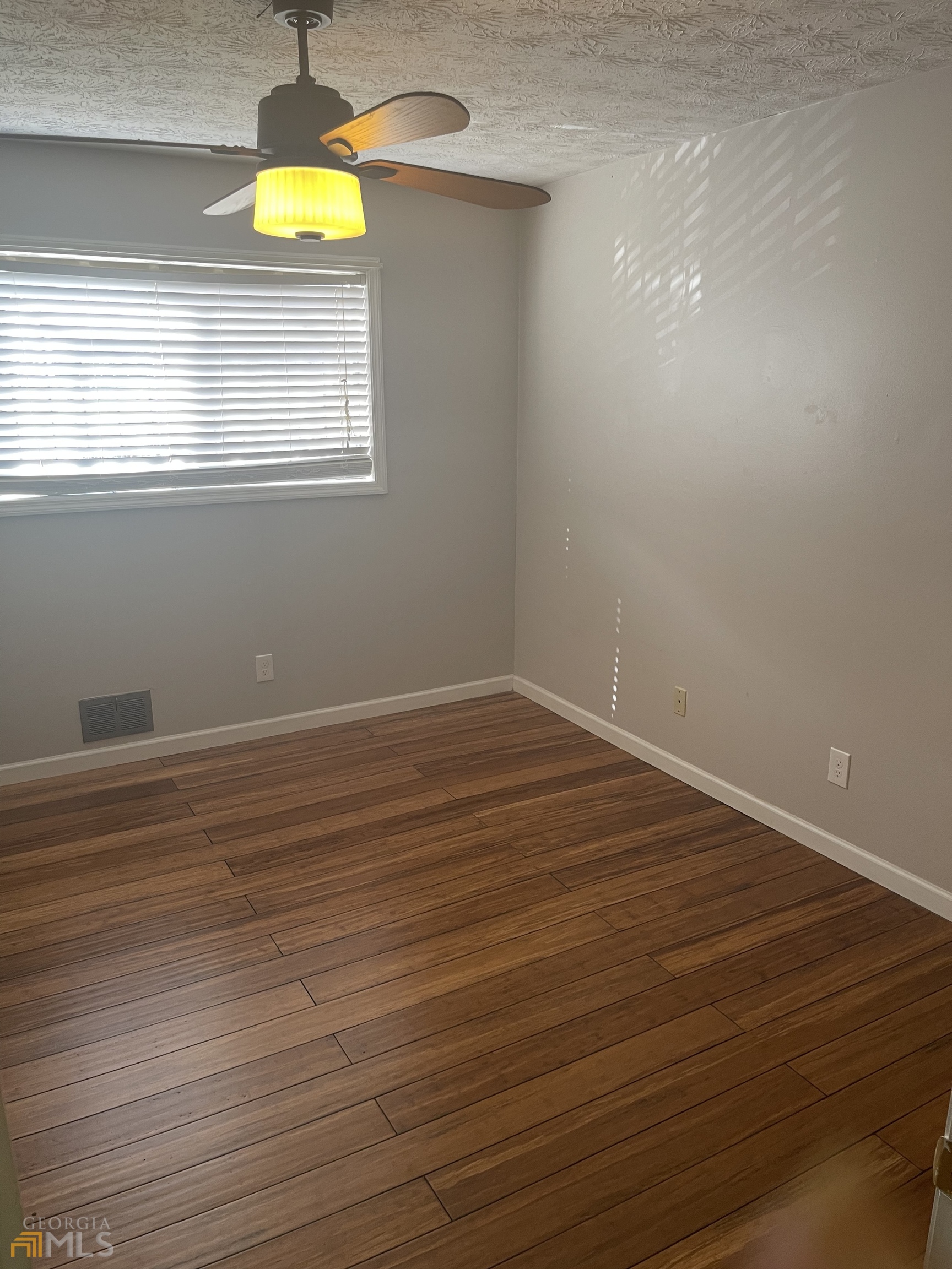 1088 Sherrington Drive Property Photo 12