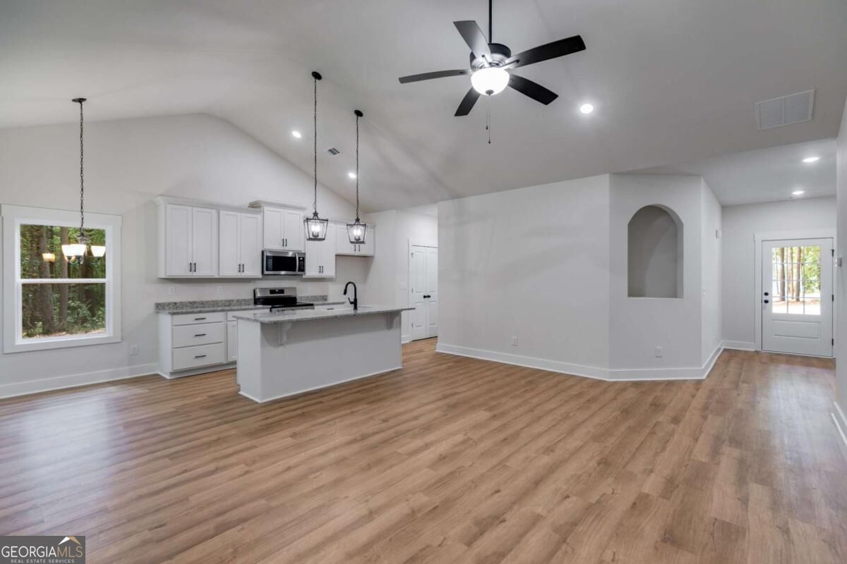 338 Dunn Road Property Photo 12