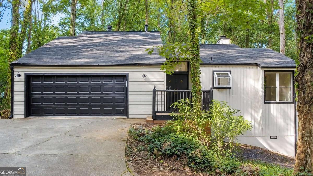 210 Brandenburgh Circle Property Photo 1
