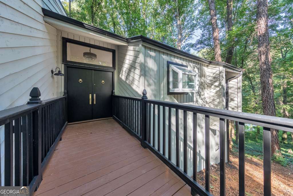 210 Brandenburgh Circle Property Photo 10