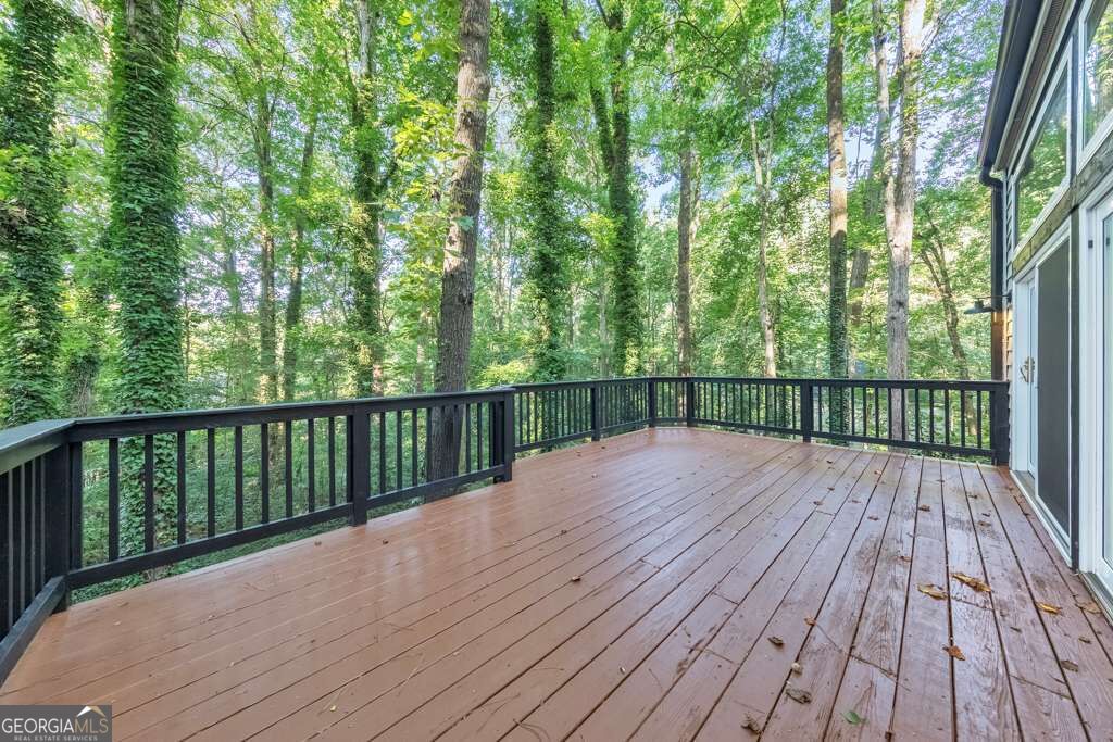210 Brandenburgh Circle Property Photo 25