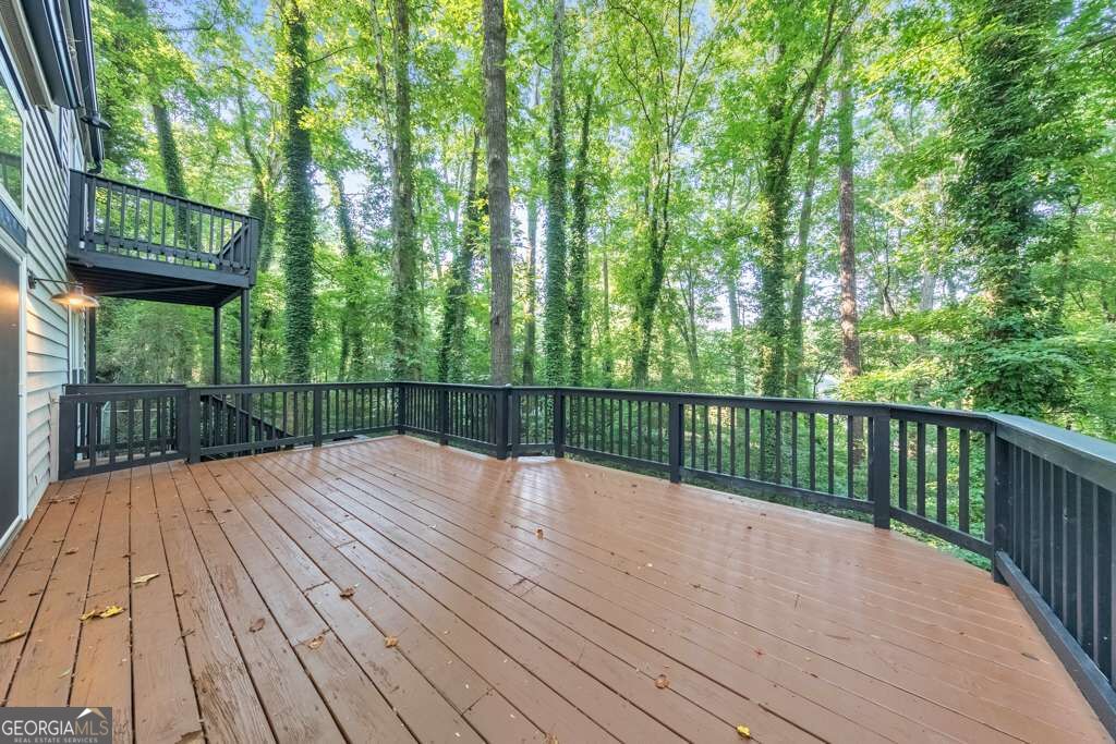 210 Brandenburgh Circle Property Photo 26