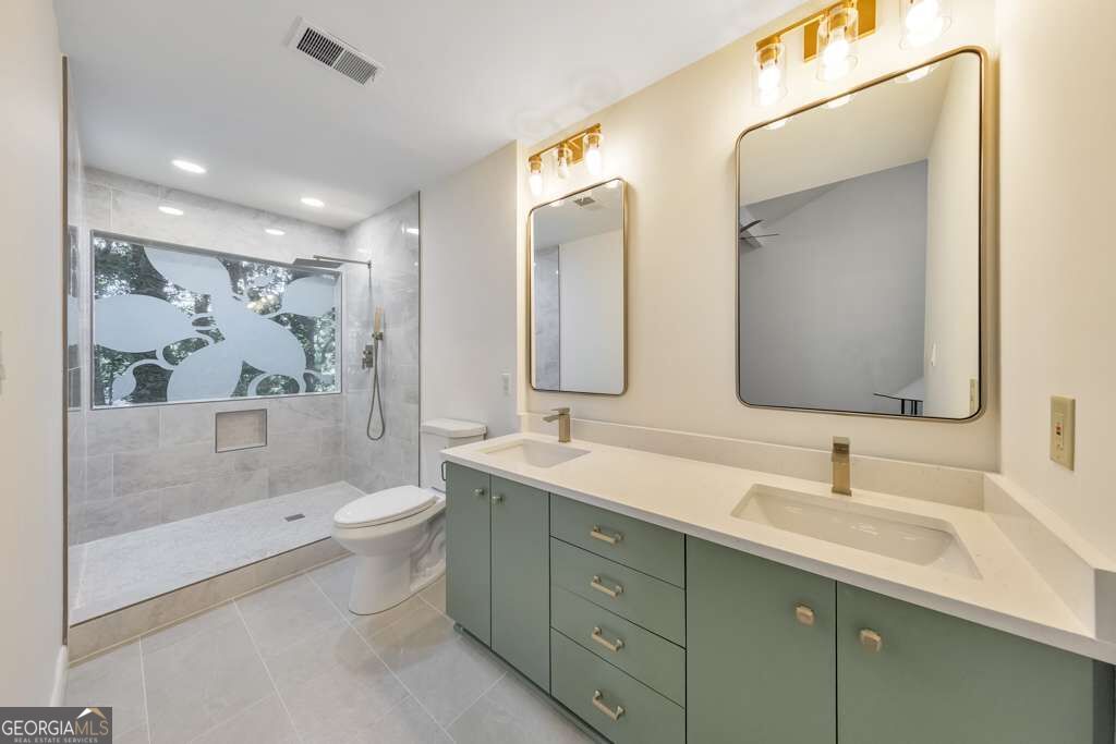 210 Brandenburgh Circle Property Photo 32