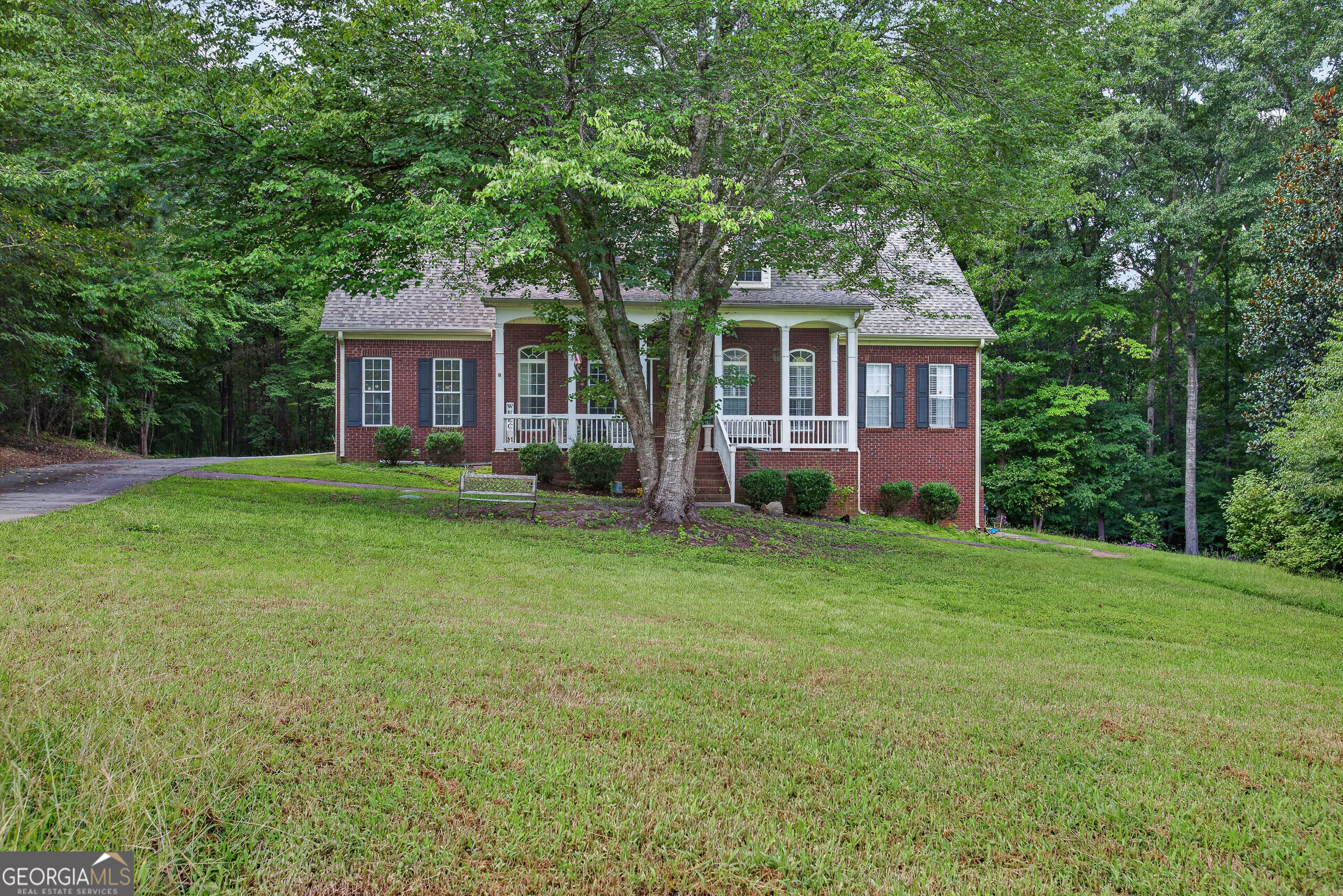134 Avalon Drive Property Photo 2