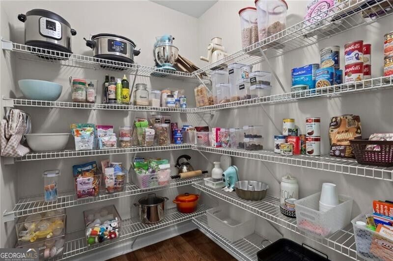 3922 Walnut Grove Way Property Photo 13