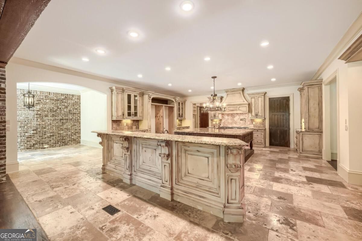 7965 Robin Road Property Photo 14