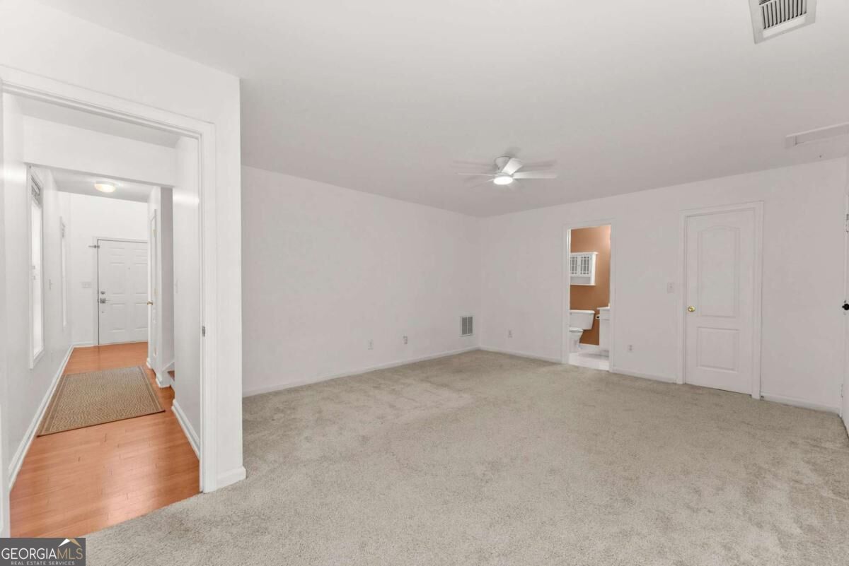 446 Sandtrap Lane Property Photo 8