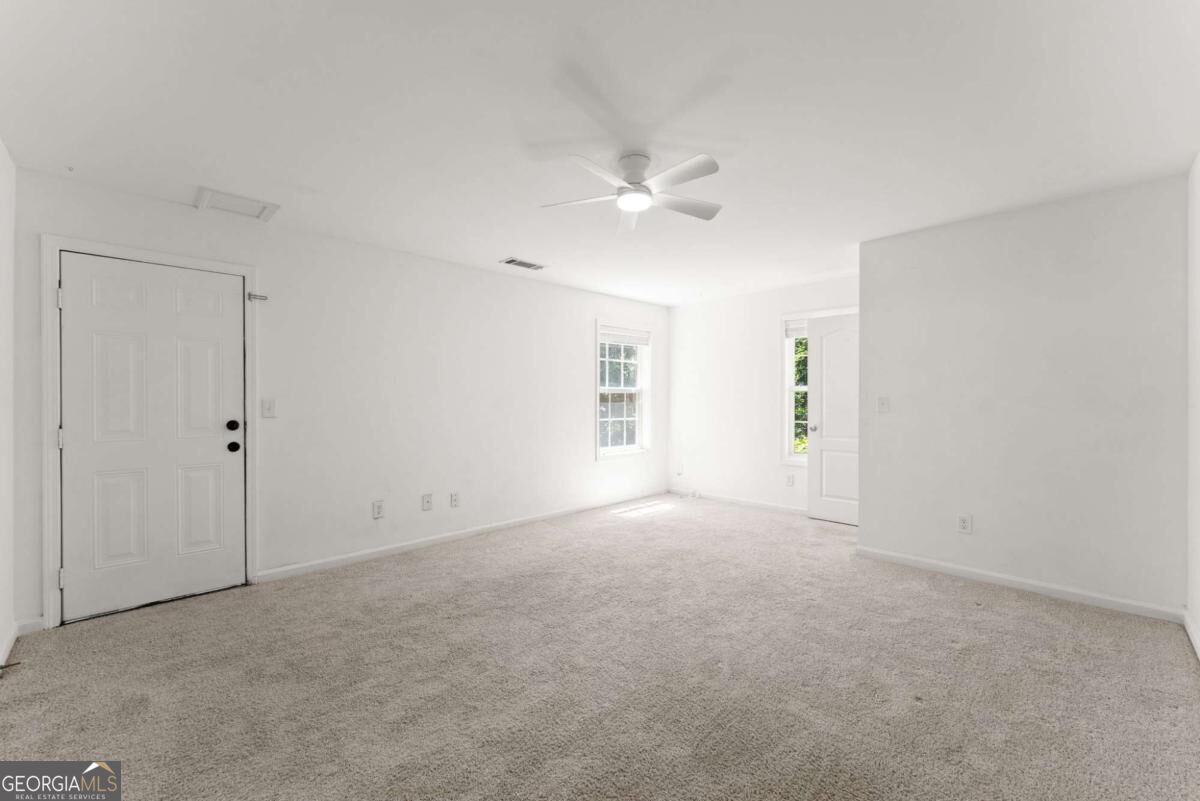 446 Sandtrap Lane Property Photo 10
