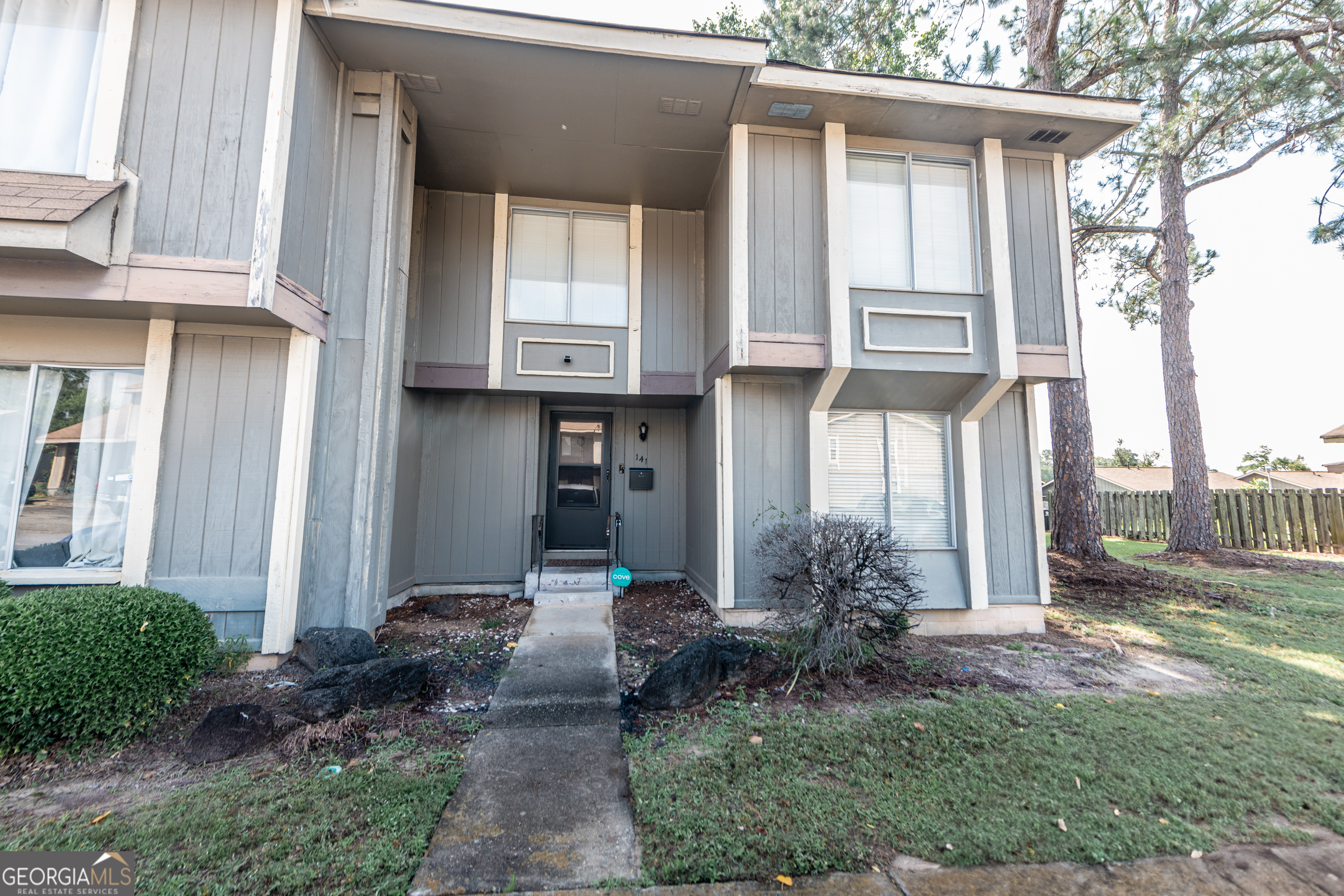 141 Stoneridge Drive Property Photo 1