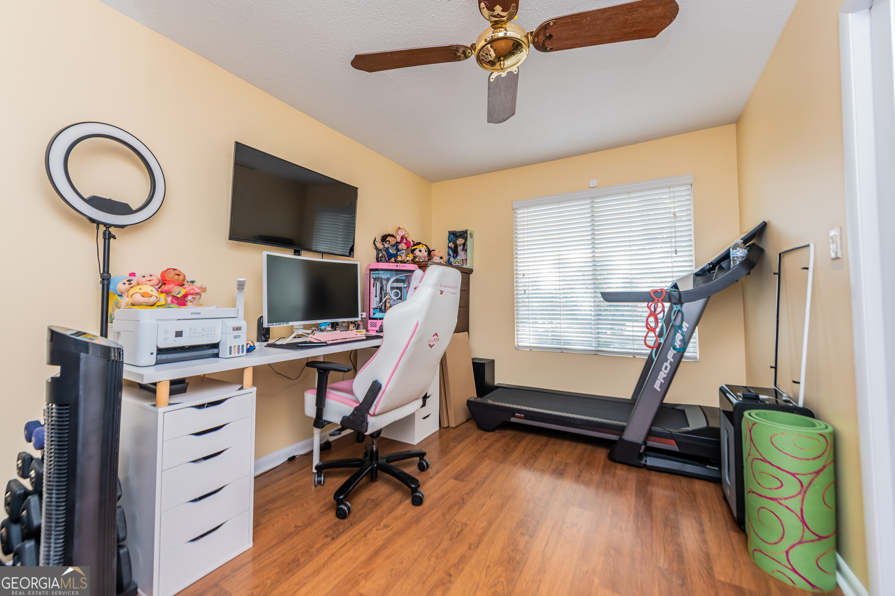 141 Stoneridge Drive Property Photo 17