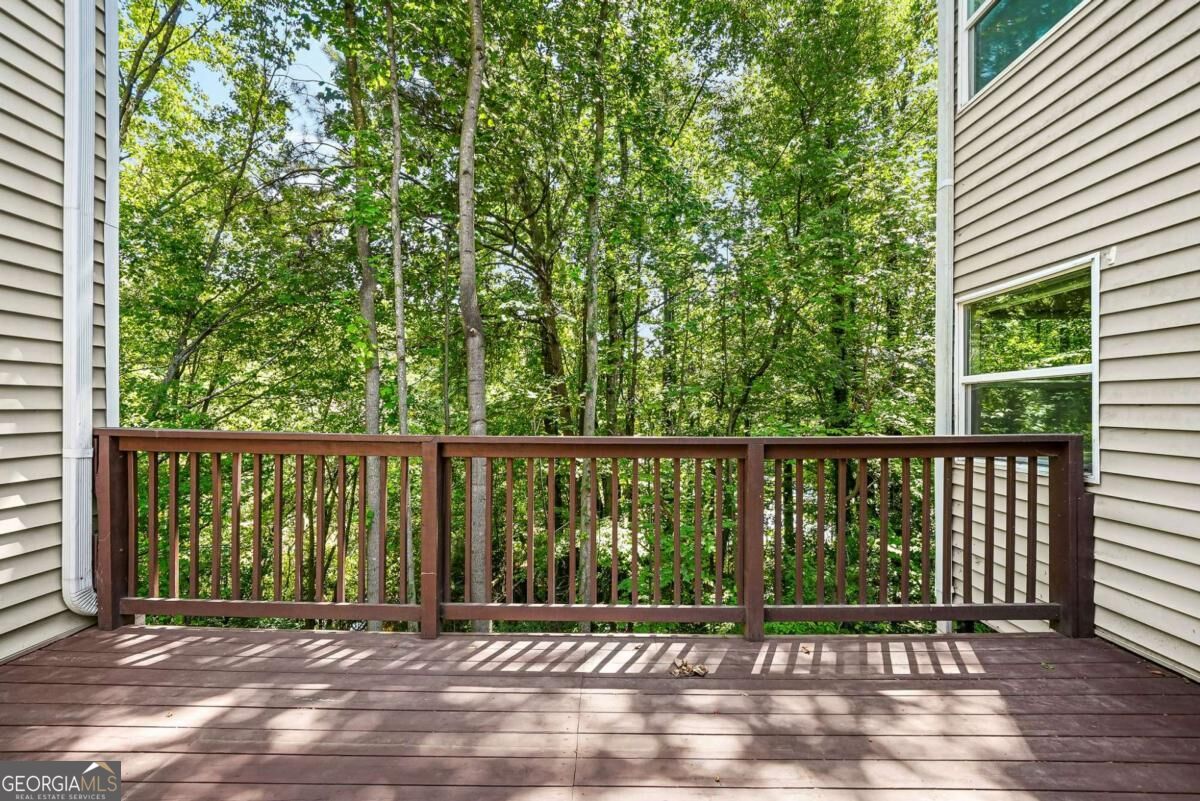 14 Dunwoody Springs Drive Property Photo 24