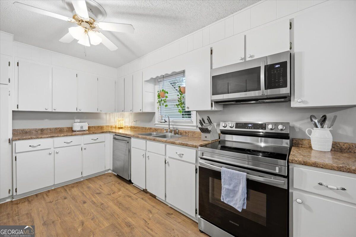 165 River North Boulevard Property Photo 8