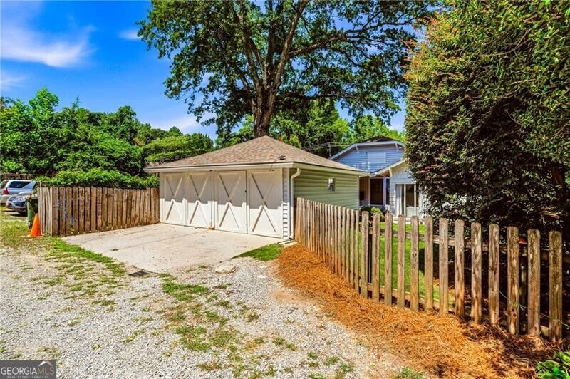 1599 Mclendon Avenue Ne Property Photo 32