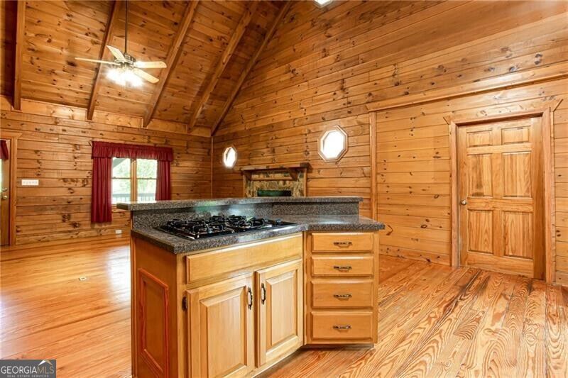 3019 Haralson Road Property Photo 9