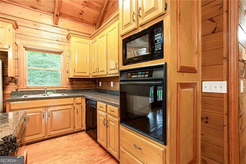 3019 Haralson Road Property Photo 10