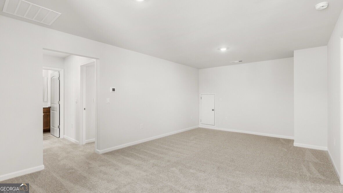 91 Lakeview Point Property Photo 17