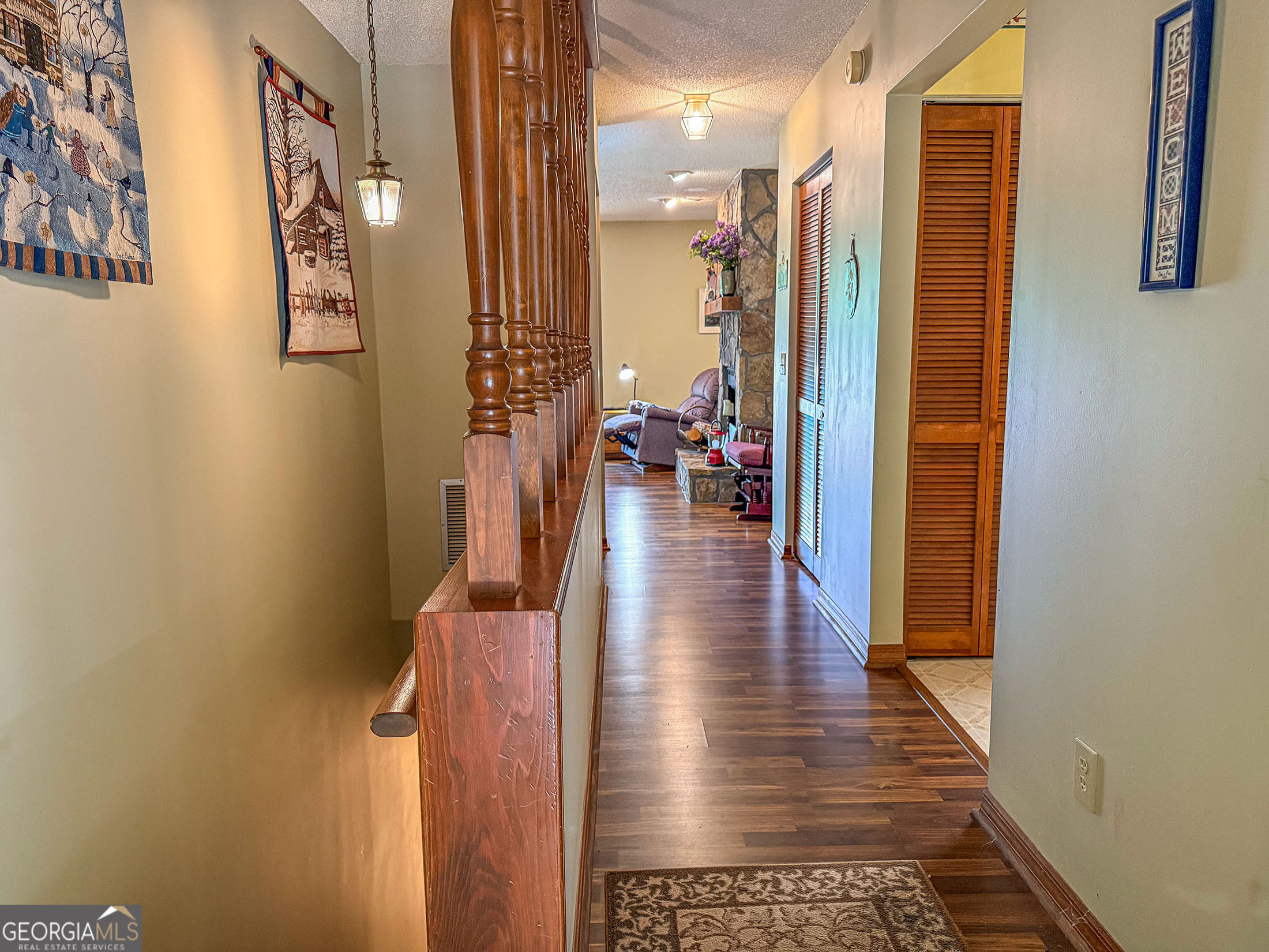 195 Cedar Lane Property Photo 3