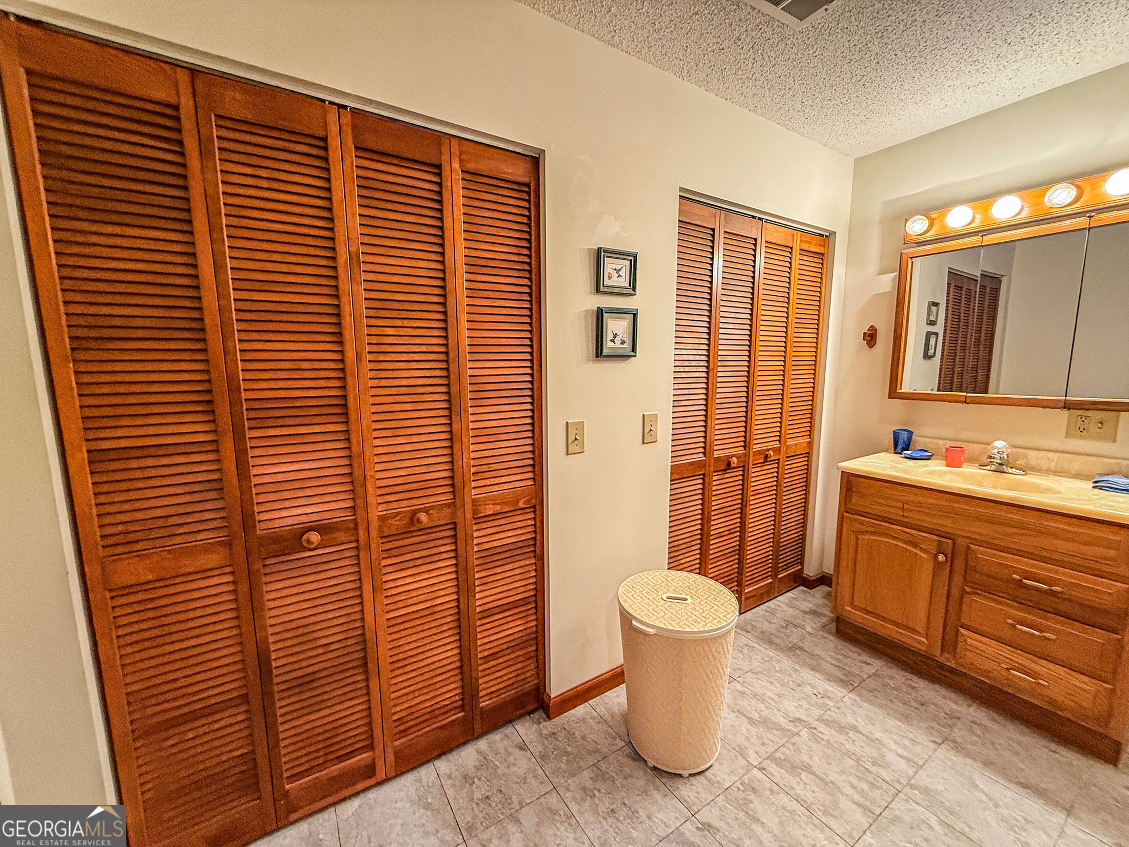 195 Cedar Lane Property Photo 16