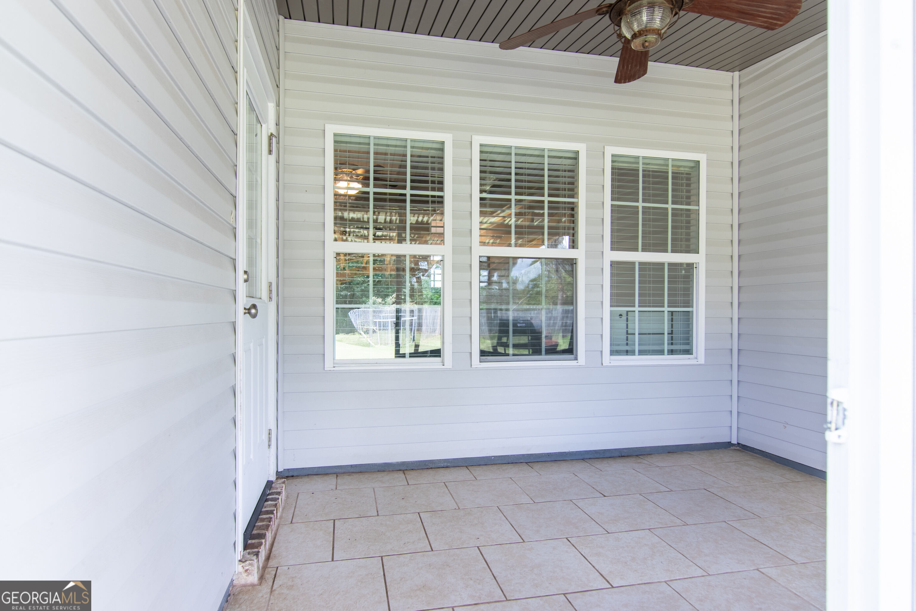 17 Barrett Lane Property Photo 33