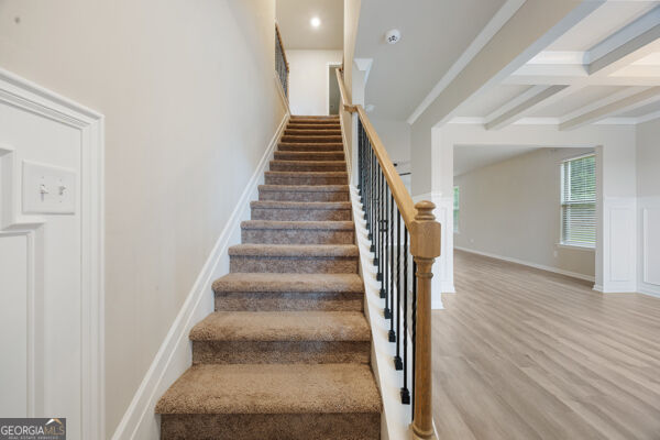 116 Cabin Way Property Photo 5