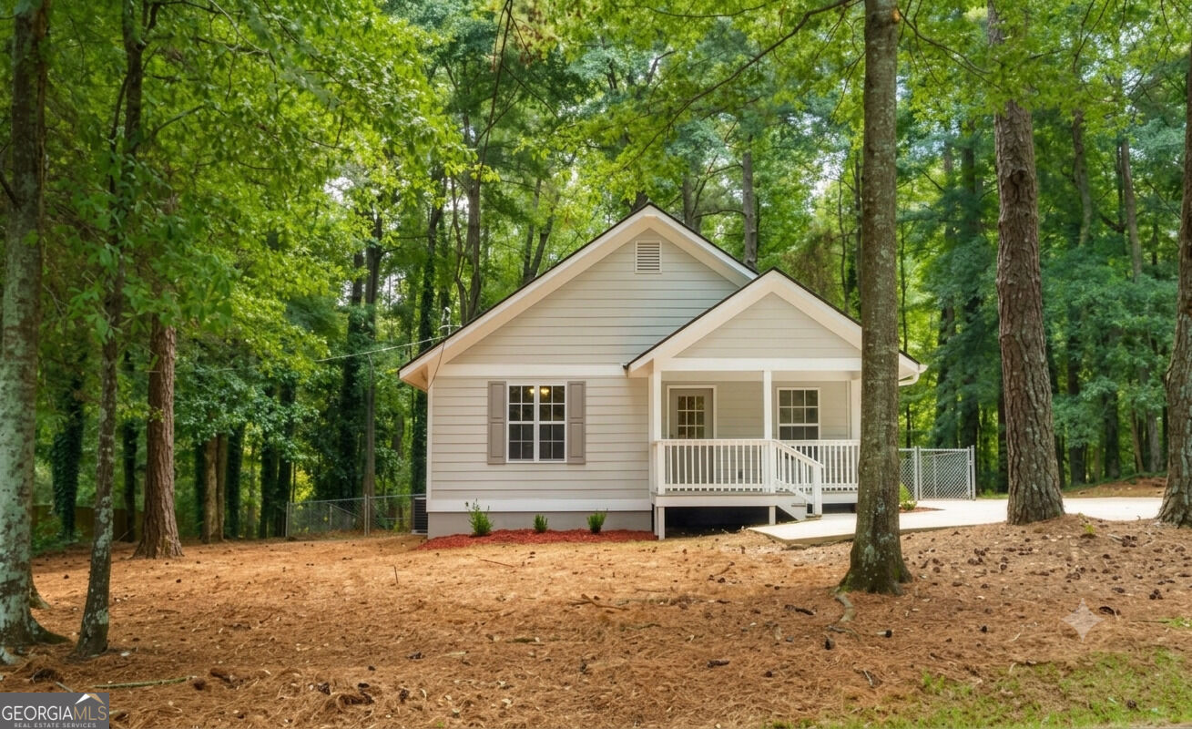2354 Airport Drive Property Photo 1