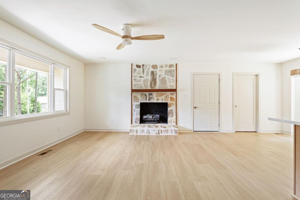 4126 Gregory Manor Circle Sw Property Photo 2