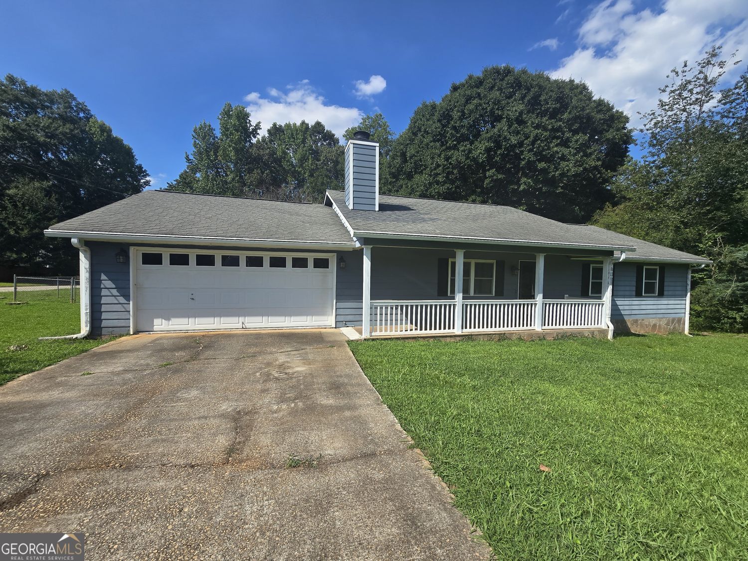 122 Springvalley Circle Property Photo 1