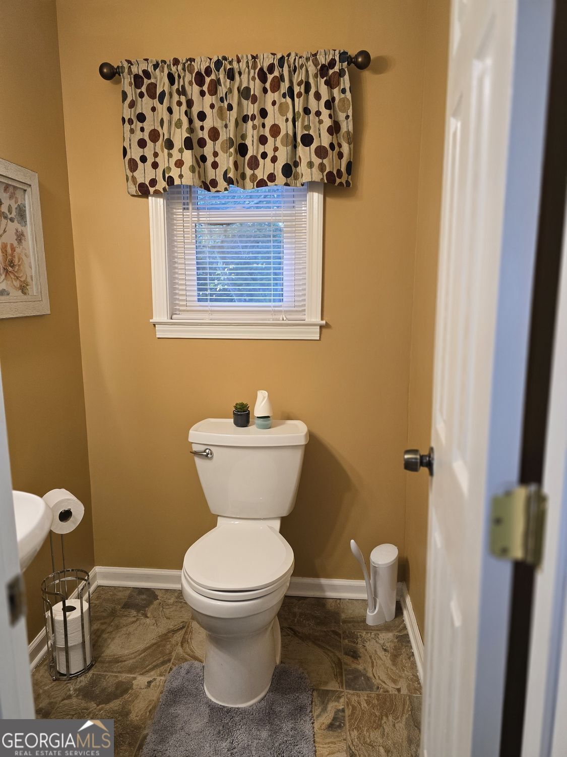 122 Springvalley Circle Property Photo 12