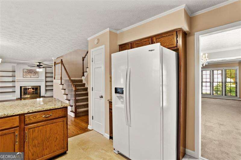 2209 Concord Square Ne Property Photo 7