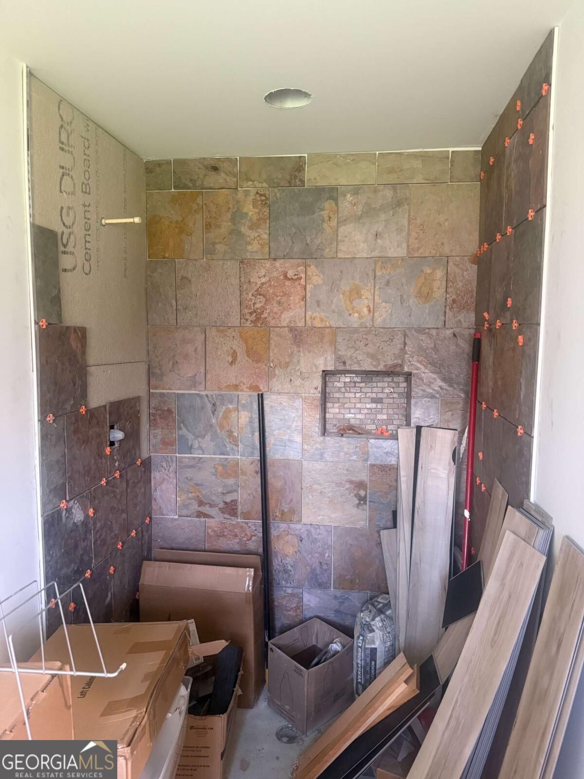142 Scott Road Property Photo 18
