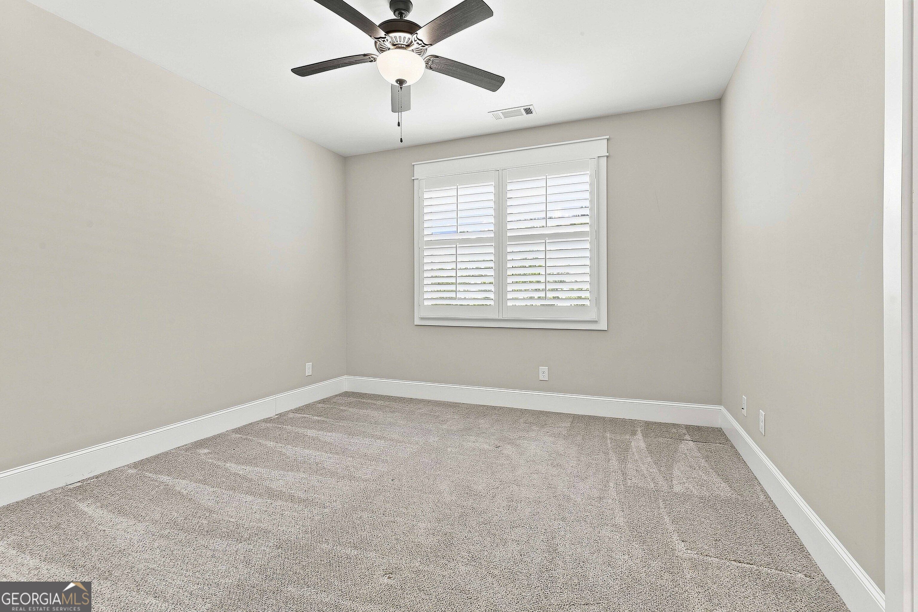 115 Grae Court Property Photo 43