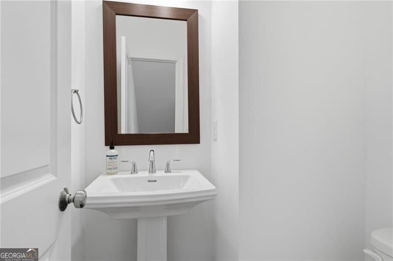 835 Green Sapling Trail Property Photo 32