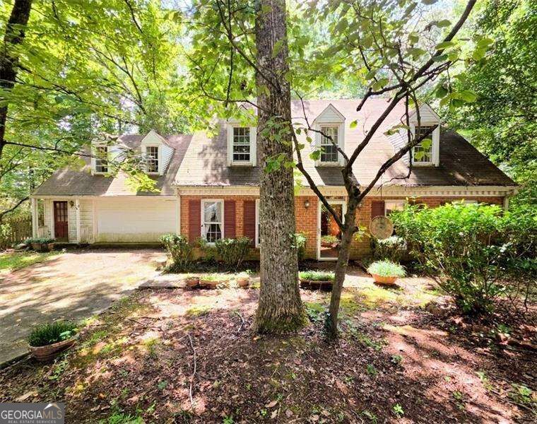 3601 Longfellow Trail Property Photo 1