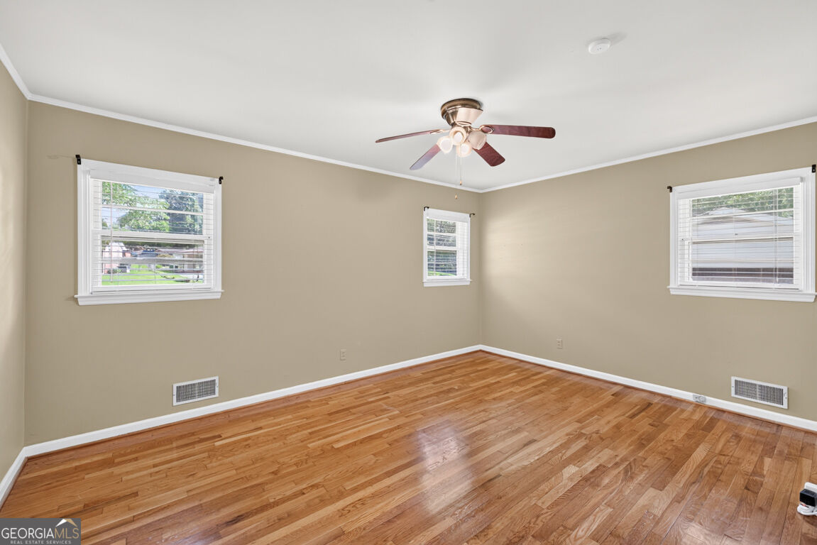 1305 Greenview Drive Property Photo 32