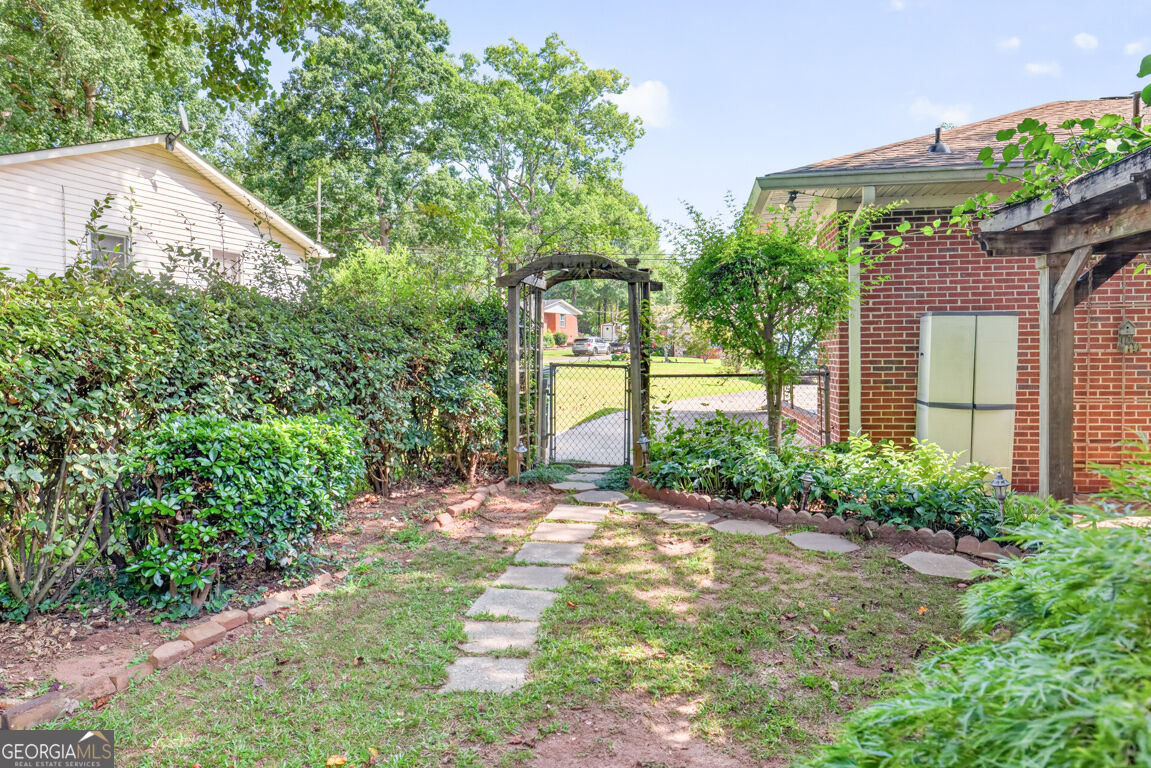 1305 Greenview Drive Property Photo 44
