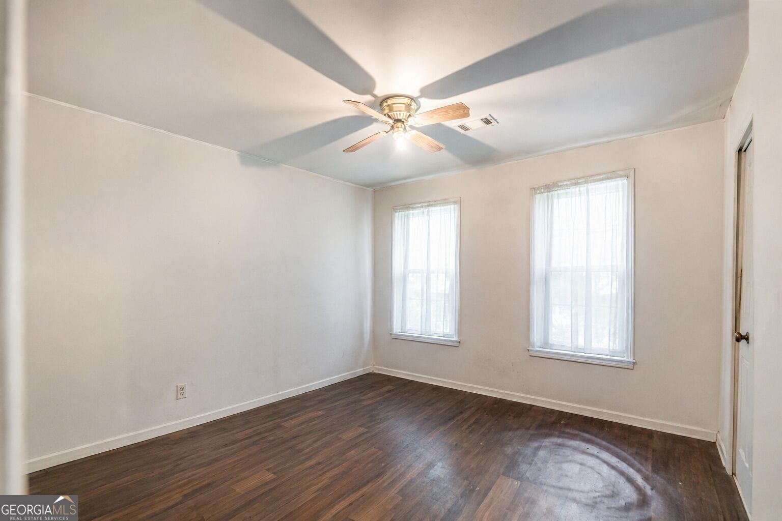 210 Perry Railroad Property Photo 12