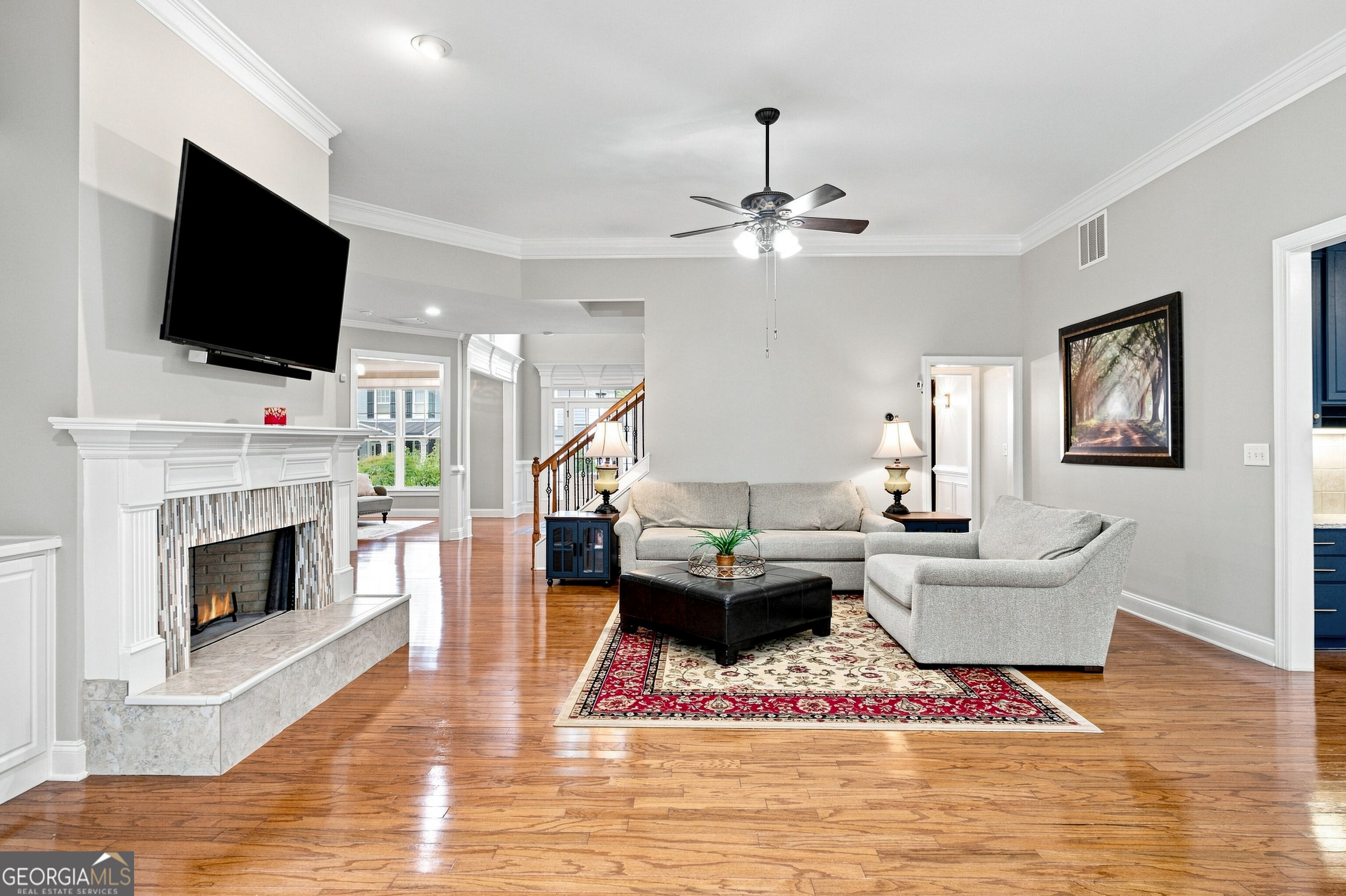 512 Vickery Arbor Drive Property Photo 4