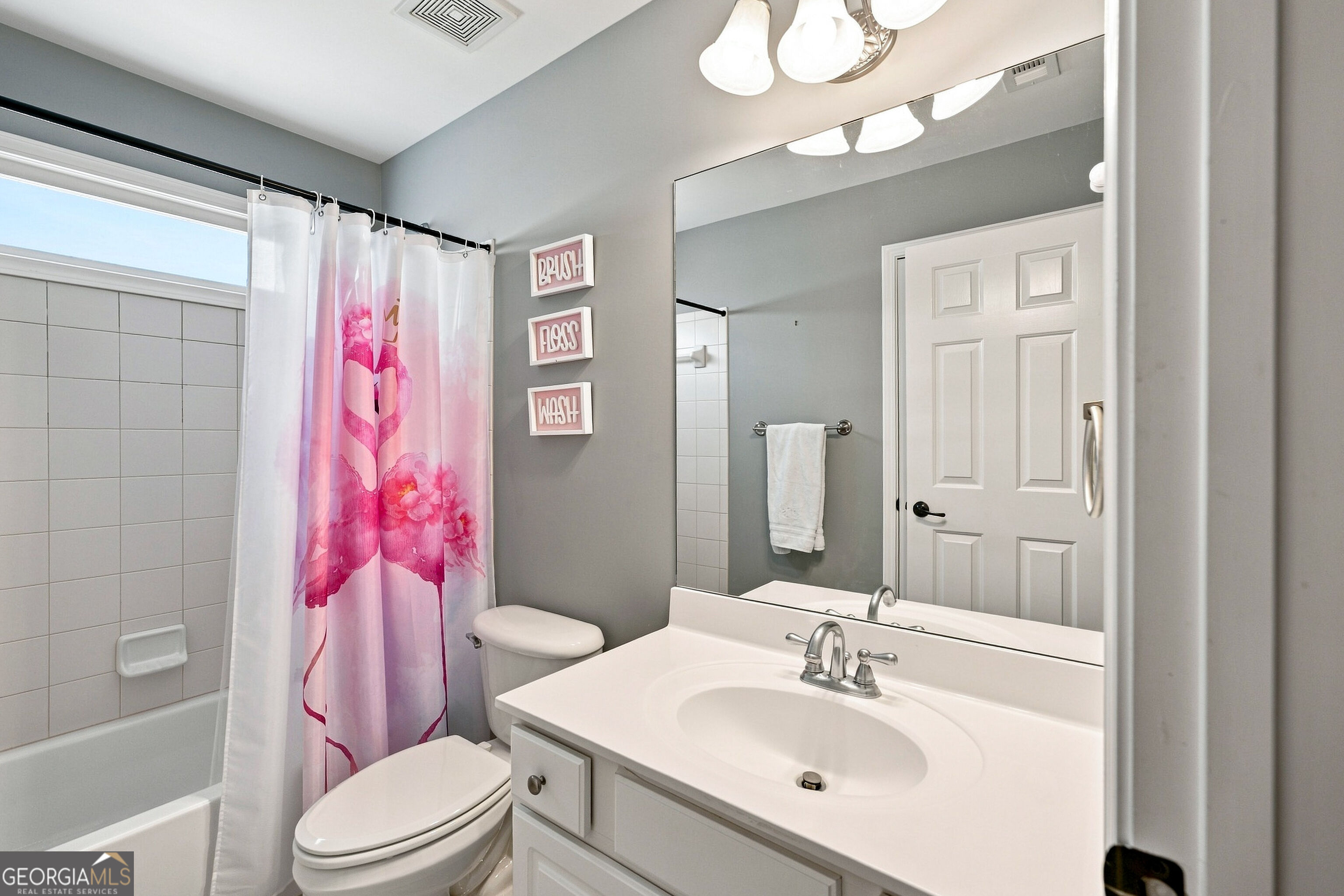 512 Vickery Arbor Drive Property Photo 28