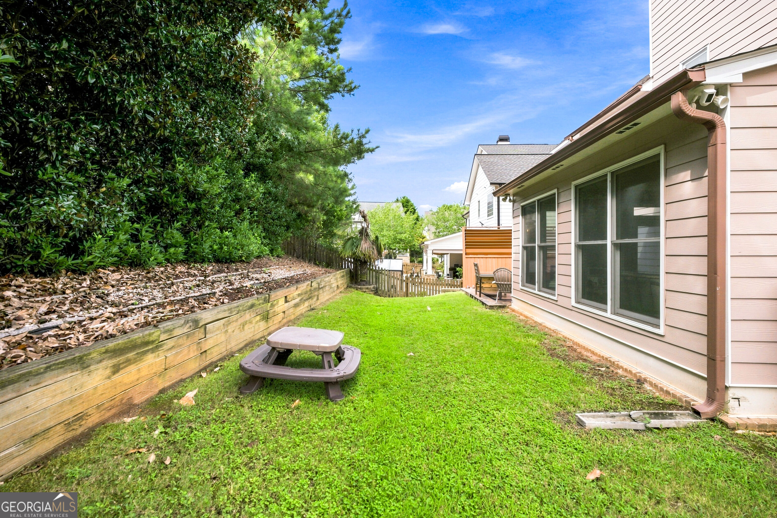 512 Vickery Arbor Drive Property Photo 35