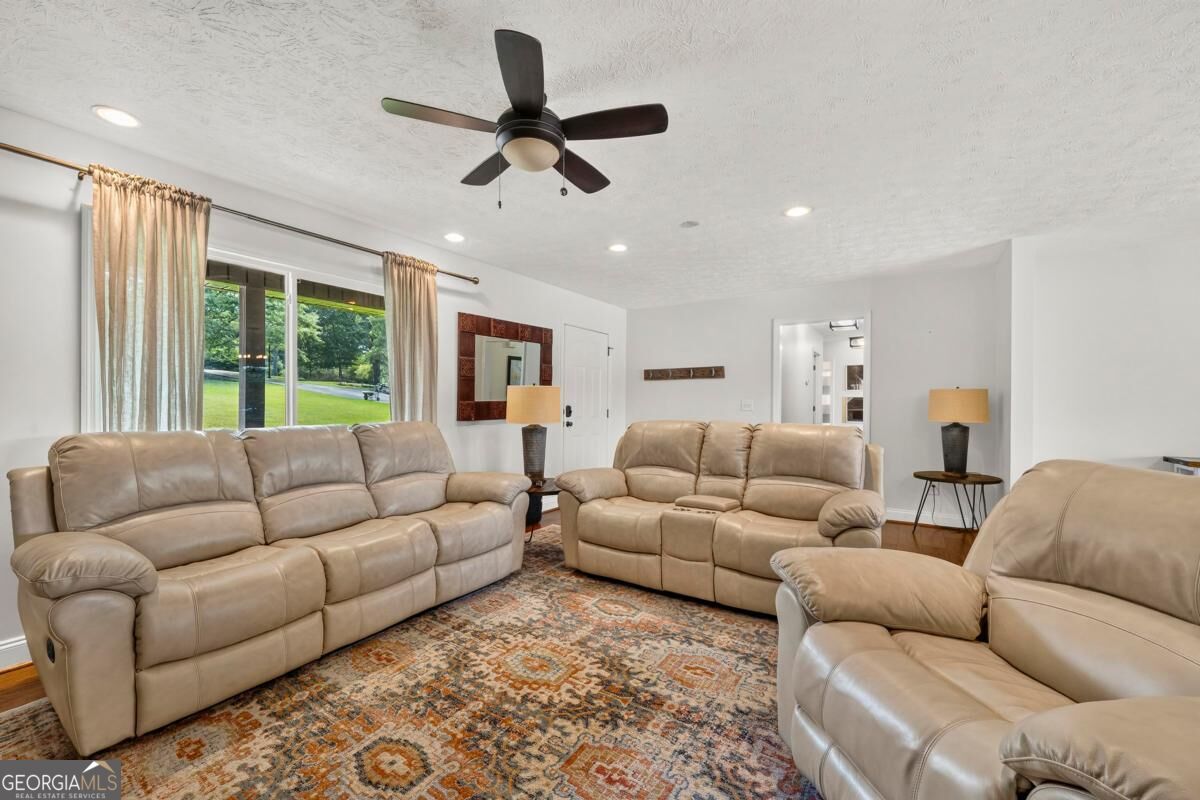 132 Island Drive Property Photo 13