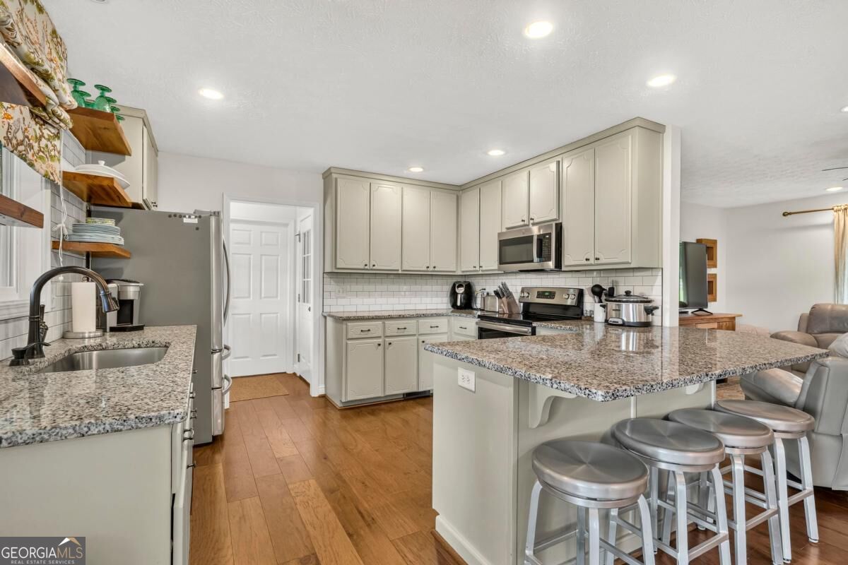 132 Island Drive Property Photo 17