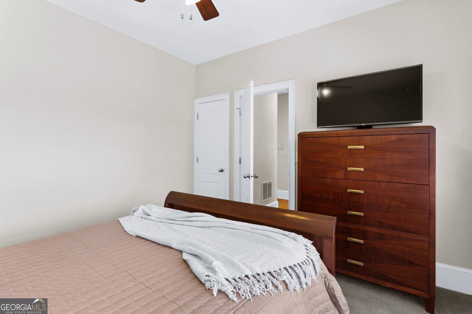 110 Whitaker Way Property Photo 31