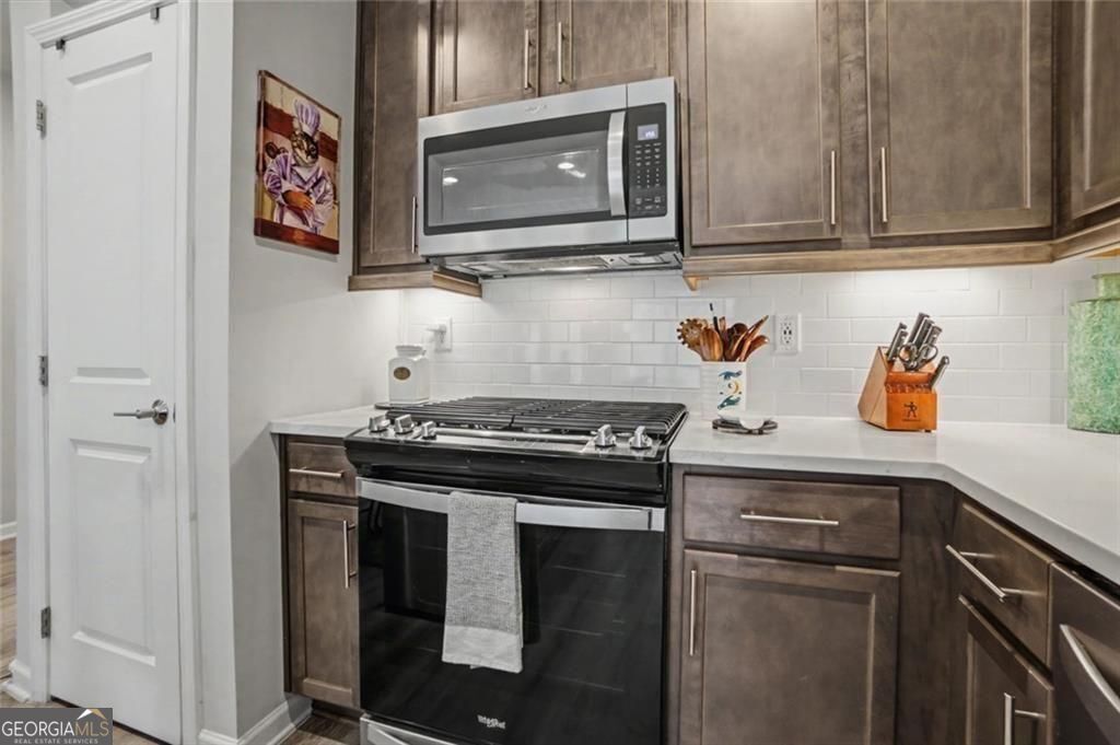 2913 Ilir Manor Nw Property Photo 10
