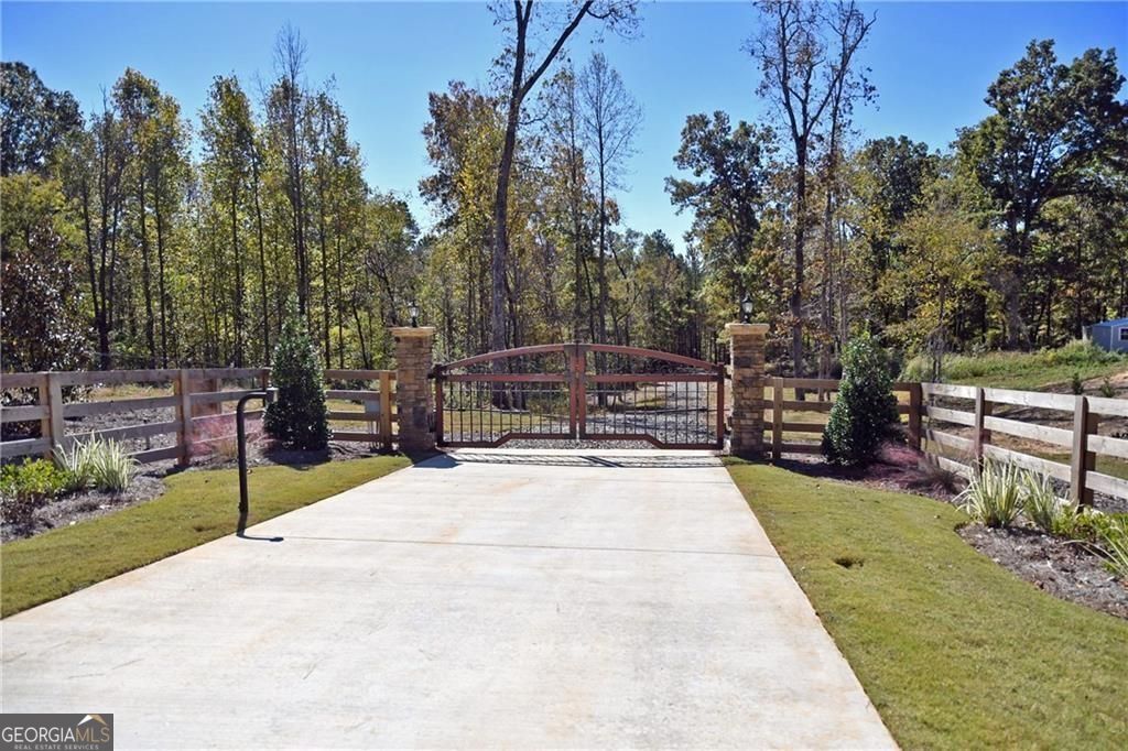 352 Mulberry Road Property Photo 1