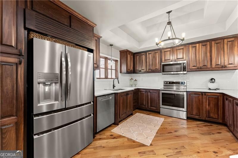 4135 Leach Road Property Photo 11