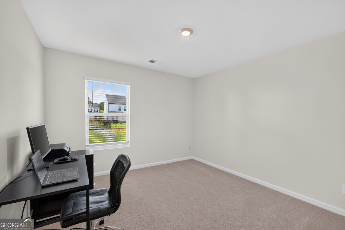 120 Champlain Road Property Photo 32