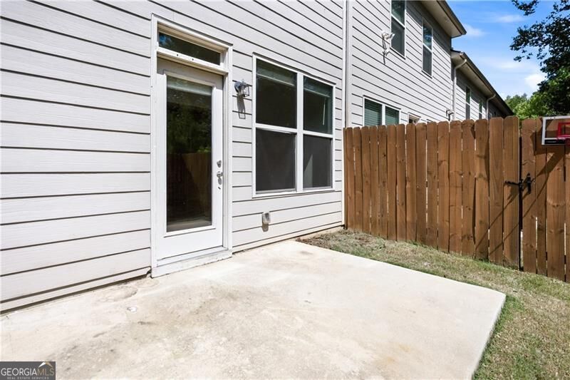 5825 Radford Loop Property Photo 31