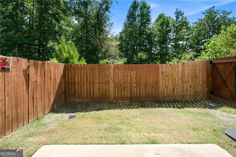 5825 Radford Loop Property Photo 33