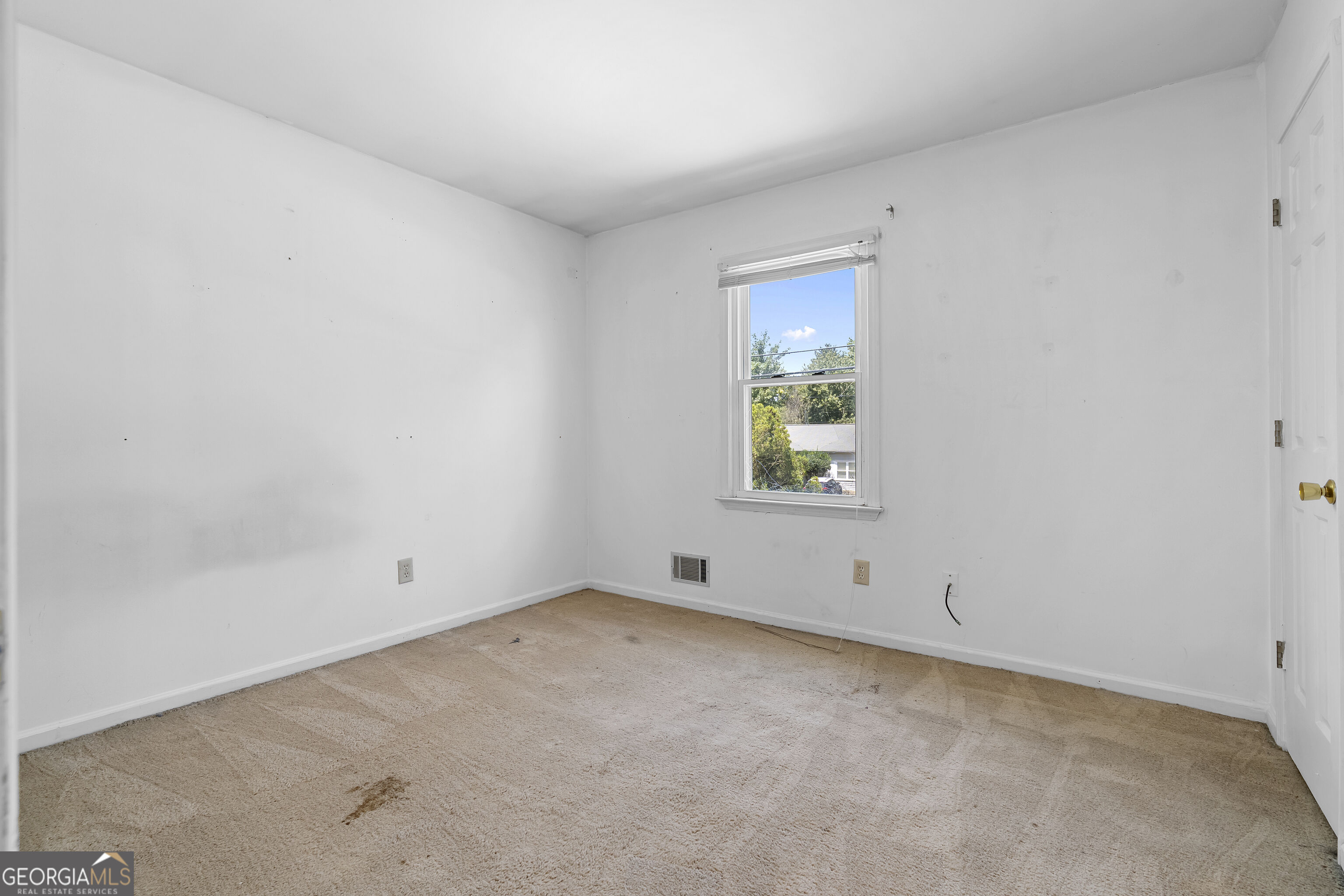 1560 Rose Garden Lane Property Photo 15