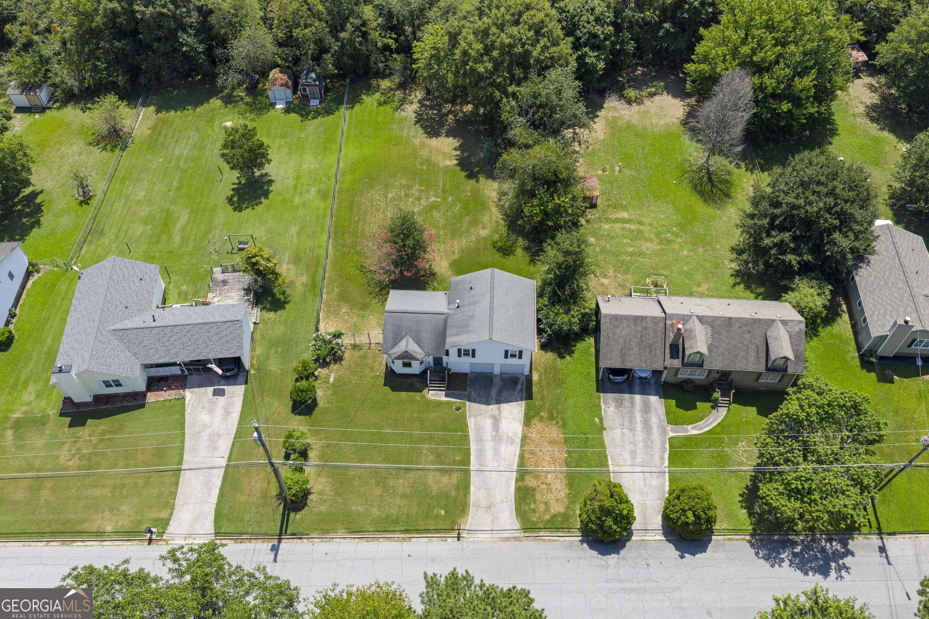 1560 Rose Garden Lane Property Photo 23